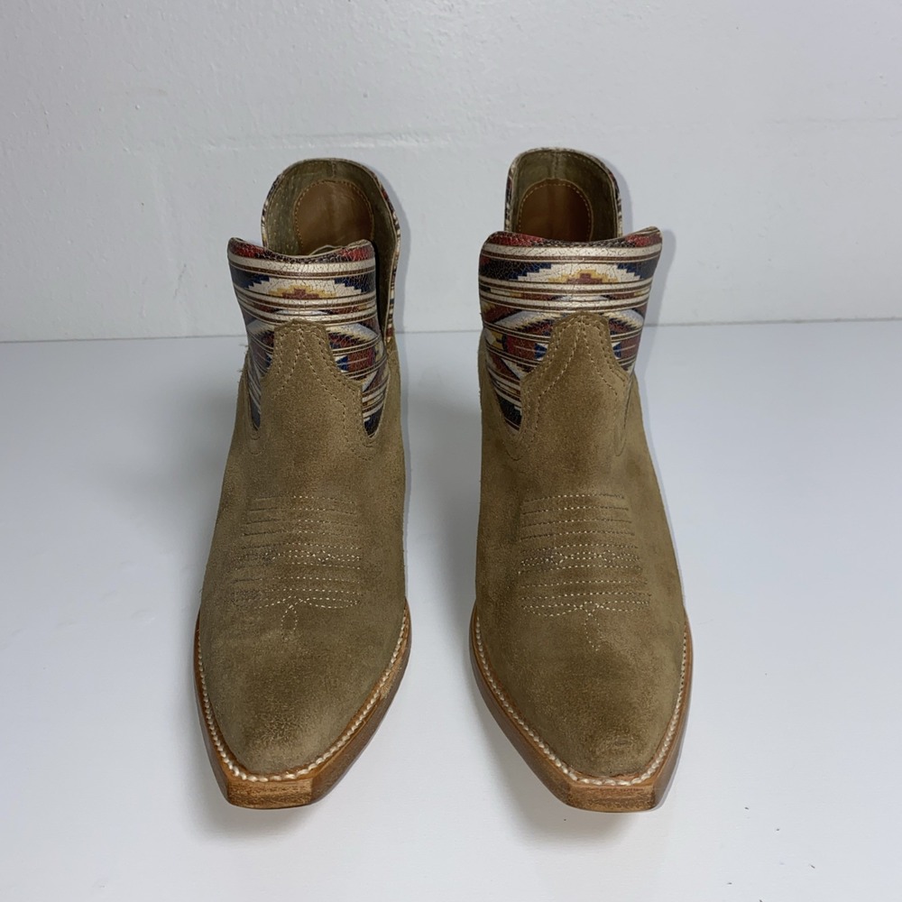 ARIAT Hazel Chimayo Santa Fe Booties 7.5B Tan Suede Western Cowgirl Ankle Boots